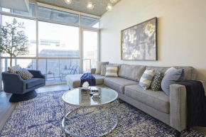 Loft Lv8 ※ Elegant Urban Oasis in Downtown Vegas